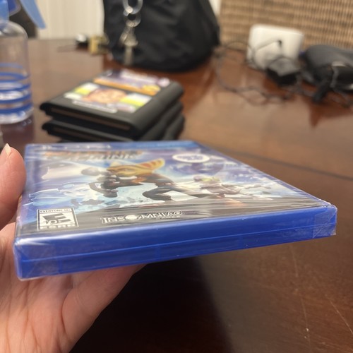 PS4 Ratchet & Clank, 2016 Brand New Original Owner - Picture 2 of 6