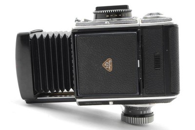 Rolleiflex SL66 Medium Format Camera with Carl Zeiss Planar 80mm f