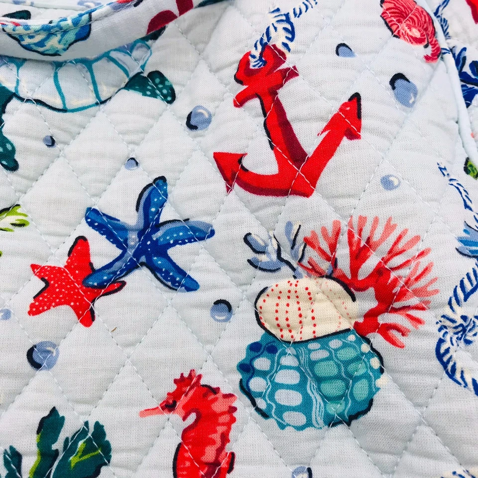 Vera Bradley Large Tote Grand Traveler Weekend Bag in "Anchors Aweigh" Pattern - Image 3 of 4