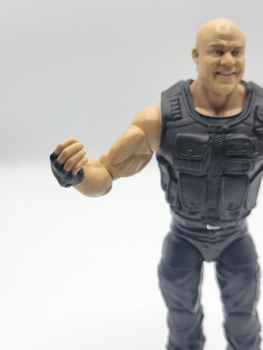 Mattel WWE 2011 Elite Collection KURT ANGLE Shield Ringside Exclusive Figure - Picture 5 of 16