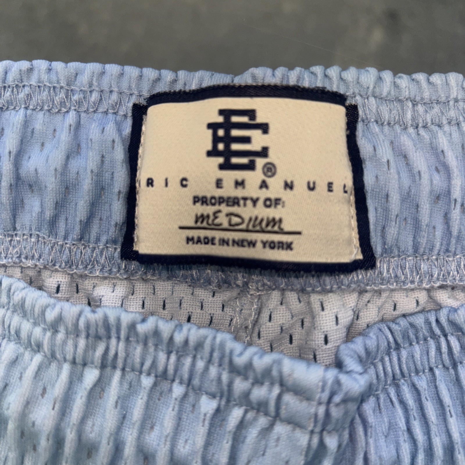 Eric Emanuel EE Basic Short New York Sunshine Sz M - image 2