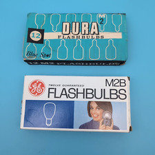 LOT OF 2 BOXES: 12 M2 Dura Blue Spot FLASHBULBS  12 GE M2B TOTAL OF 24 BULBS 