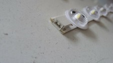 Bandes LED TV Hitachi 17DLB43VER4-B – Pièce Détachée Occasion – Fonctionnelle