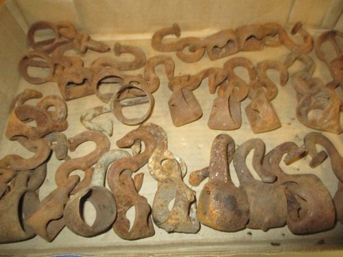 24 Antique Metal Whippletree Ends (1.5" Hole Ends) FARM Horse YOKE Hooks - Picture 5 of 5