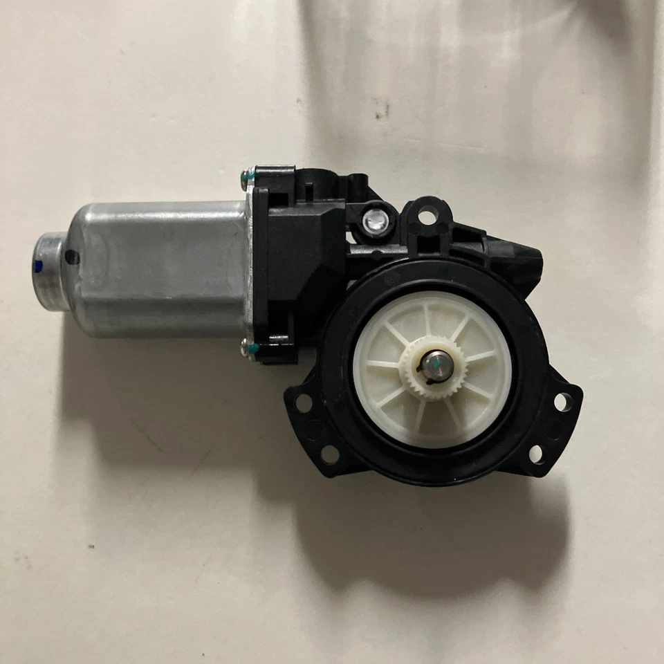 Front Driver Left Power Window Motor For 2007-2010 Hyundai Elantra - Image 3 of 3