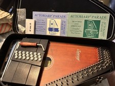 Oscar Schmidt OS150FCE Appalachian 21 Chord Electric Autoharp Sunburst Hard Case