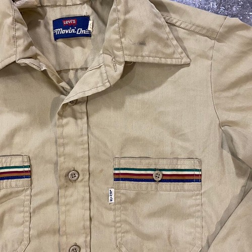 Vintage 70s Levis Movin On Shirt! Tan Levis Embroidered Shirt