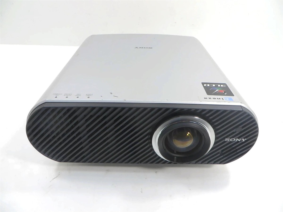 LCDビデオプロジェクター\"Cineza\"『VPL-HS10』 News and Information 新開発の0．87インチワイドXGA