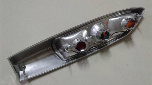 Peugeot 404 Tail light set X 2 units - Picture 2 of 5