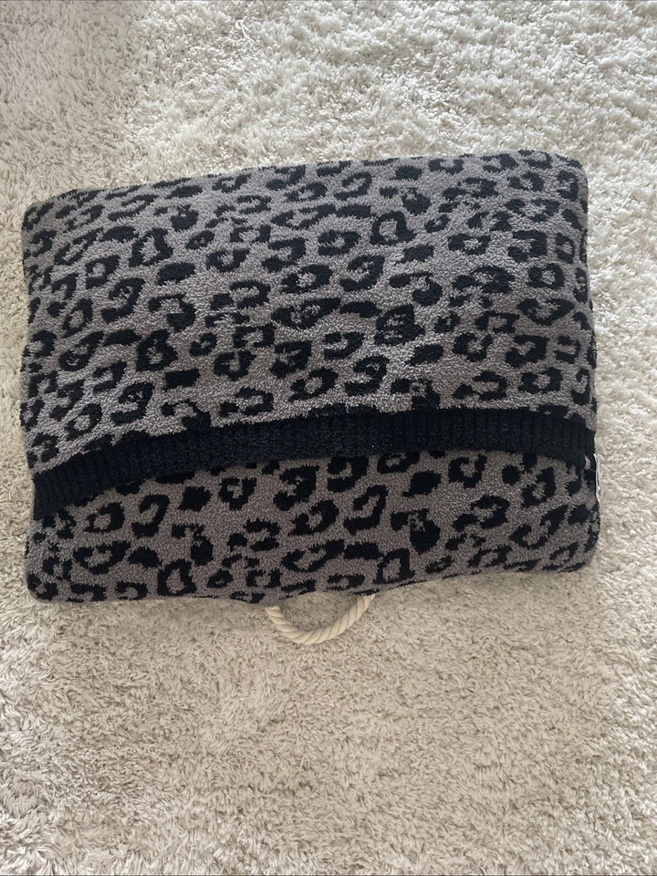 Almohada de cama Barefoot Dreams acogedora en la naturaleza para mascotas grande cálida nueva con etiquetas carbón Foto 2 de 4