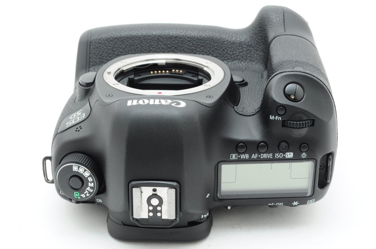 Mint] Canon EOS 5D Mark III 22.3 MP DSLR Camera Body w/ BG-E11