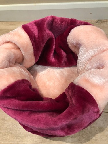 CHIHUAHUA PUPPY DOG PET CAT BED SNUGGLE SACK SAK BAG DESIGNERPETS - Picture 6 of 6