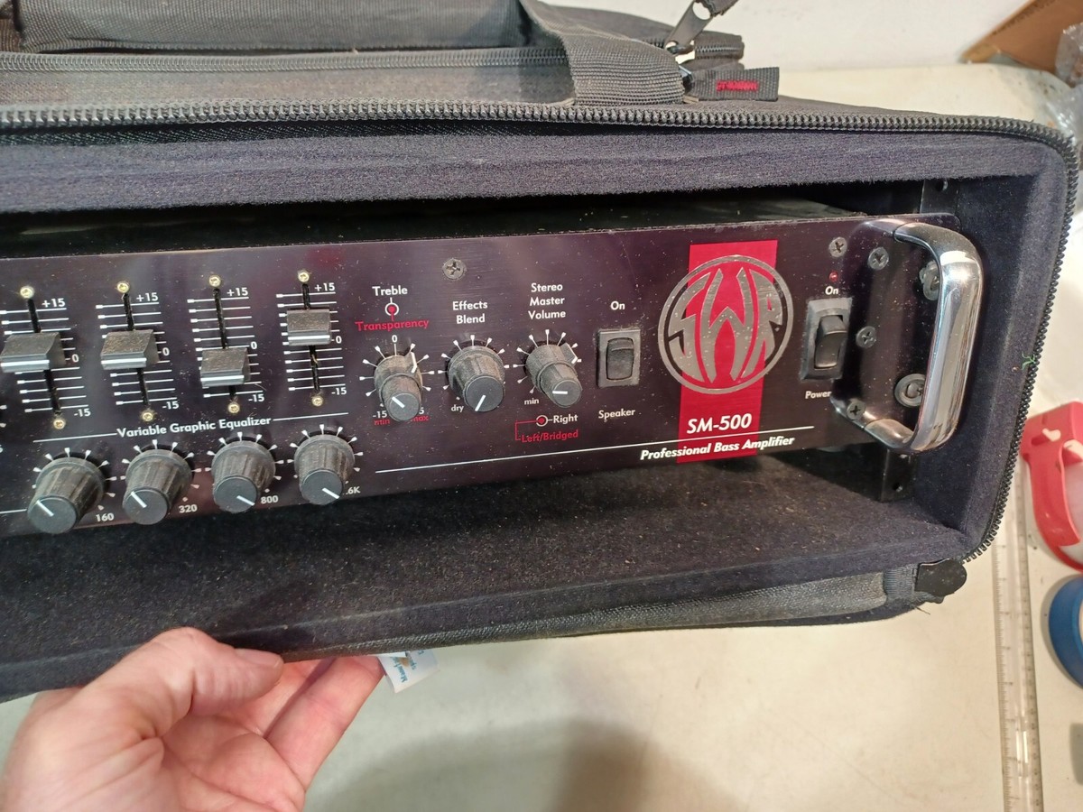 SWR SM-500 Bass Amp Head w/ Gator rack mount bag Tube pre-amp SWR SM-500 Bass Amp Head w/ Gator rack mount bag Tube pre-amp