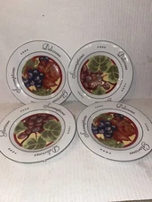 The Monkey And The Peddler VENDANGE Appetizer/Dessert Plates -Set of 4 - Grapes 
