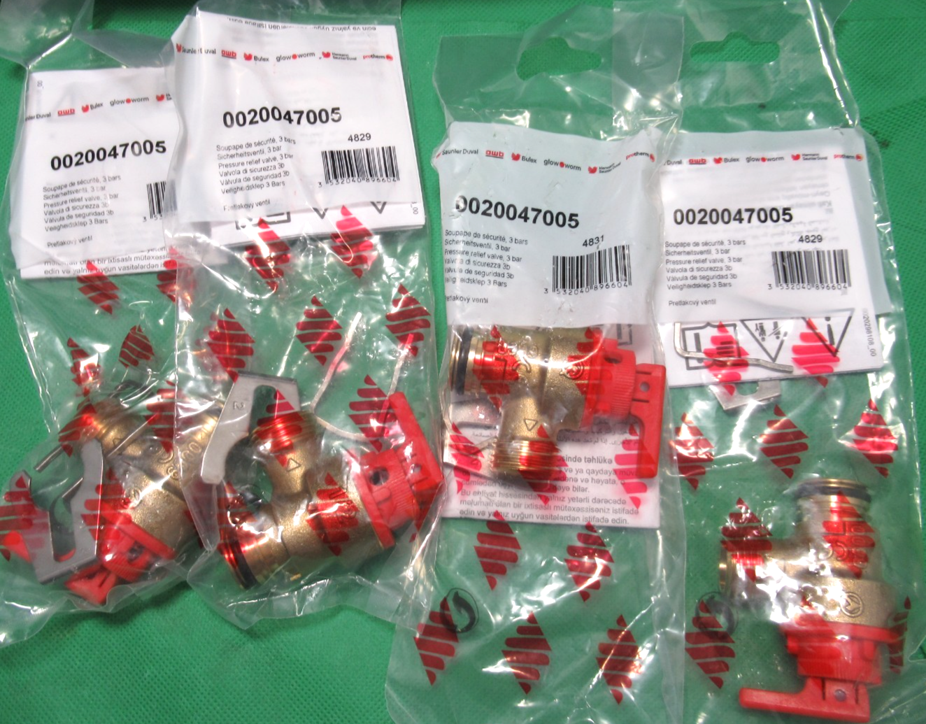 4 x Glowworm / Vaillant / Ideal Pressure Relief Valves 0020047005