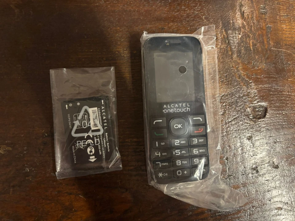 Cellulare Alcatel One Touch 1016G - Immagine 3 di 4