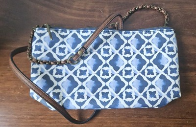 Elliot Lucca Crossbody Bag Blue White Tile Print Faux Leather Chain Strap NWOT