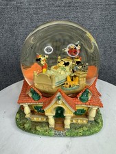 Disney Mickey Mouse, When You Wish Upon a Star, Musical Snow Globe, 7 1/2"￼
