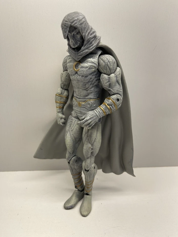 Figura de acción Marvel Select Moon Knight Champion of Khonshu 7"  Foto 2 de 4