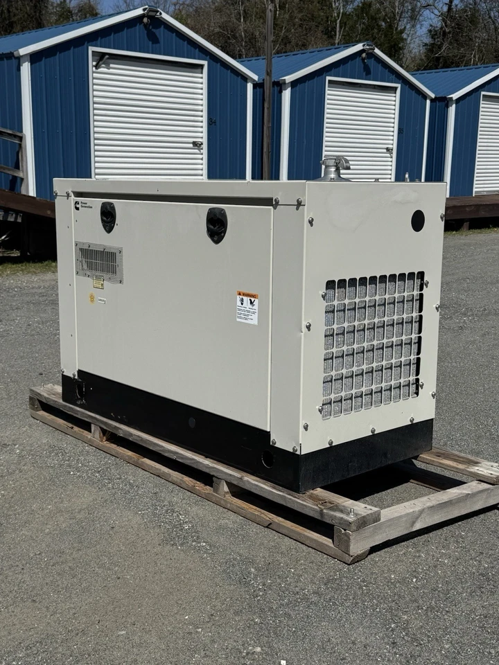 Generador Cummins 25 kw - LP/NG - monofásico y trifásico - refrigerado por líquido Foto 3 de 4