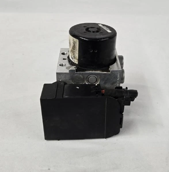 2009–2010 Mercedes-Benz C230 C300 C350 Factory OEM ABS Anti-Lock Brake Pump - Image 4 of 4
