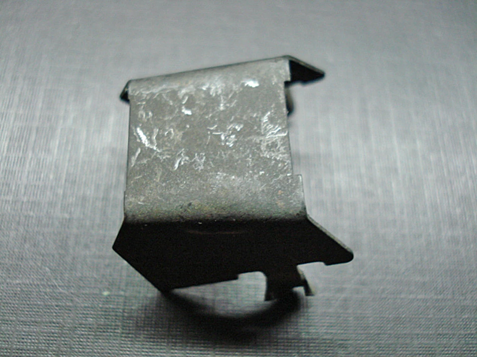 4 pcs NORS door & quarter garnish moulding clips fits 1952 1953 1954 Ford  - Image 2 of 4