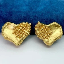 Christian La Clowa Vintage Heart Lattice Gold Color Earrings Used