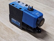 VICKERS Valve DG4V-3-2AL-M-U-HL7-60 Used