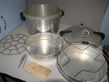 Vintage Magic Seal  Pressure Cooker  Canner Supreme Quality No 7-16 with Racks