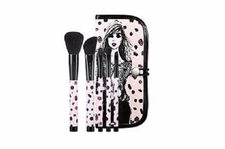 Izak Mon Cherie 5 pc Brush Set w/ Band Closure, New!