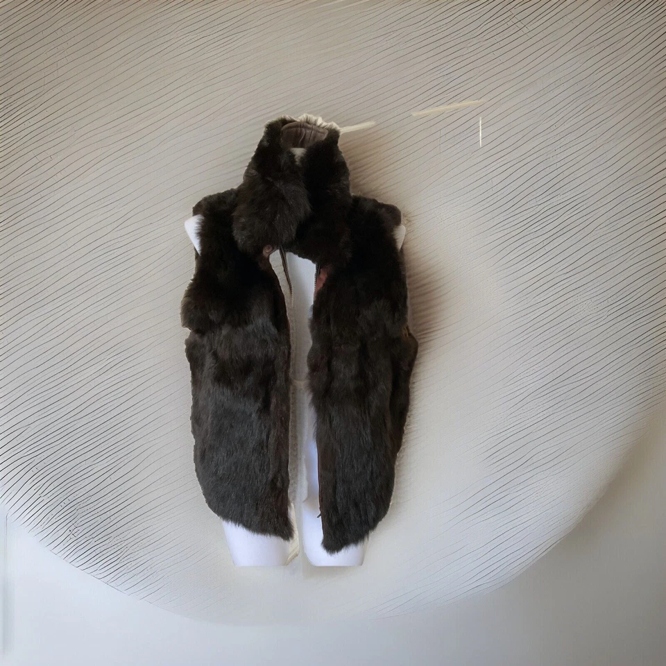Andrew Marc Womens Fur Vest 100% New Zealand Opossum, Leather Collar Sz. M Black - Image 3 of 4