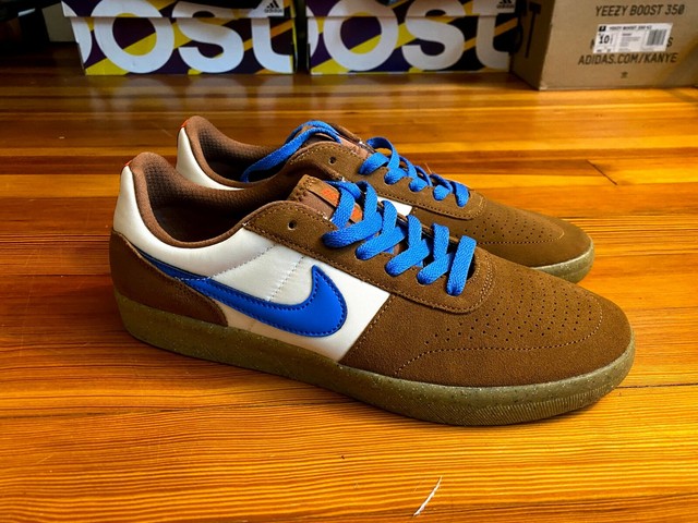 nike sb team classic size 9