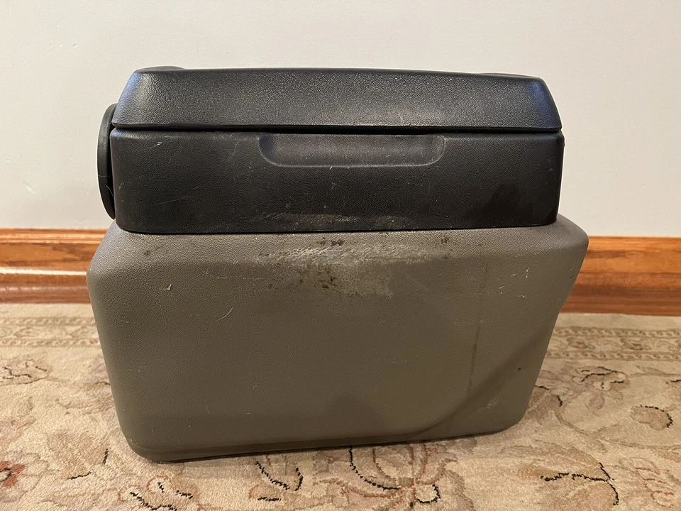 Pontiac Aztek 2001-2005 consola central reposabrazos enfriador negro/gris Foto 4 de 4