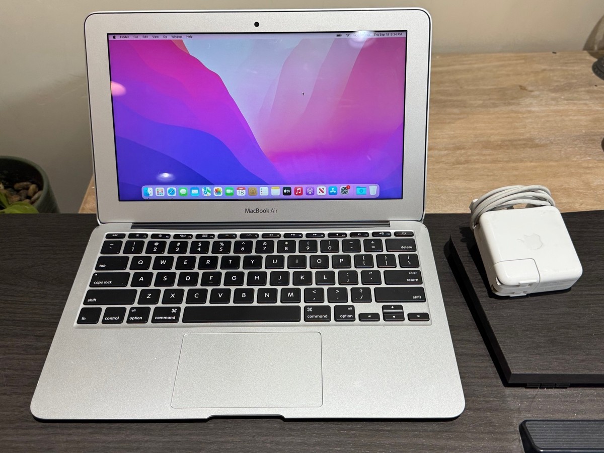 Apple MacBook Air 11