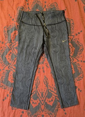 Nike Women's Dri-Fit Support Mid-Rise 7/8 Leggings + Pockets Size Small Blue