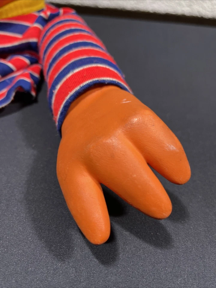 Marioneta de mano de Plaza Sésamo Ernie de colección años 70 Jim Henson Muppet juguete preescolar Foto 2 de 4