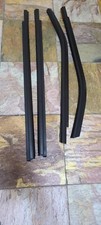 2006-10 Dodge Charger Rt Srt8 Upper Window Exterior Door Belt Moldings Oem 2006-10 Dodge Charger Rt Srt8 Upper Window Exterior Door Belt Moldings Oem