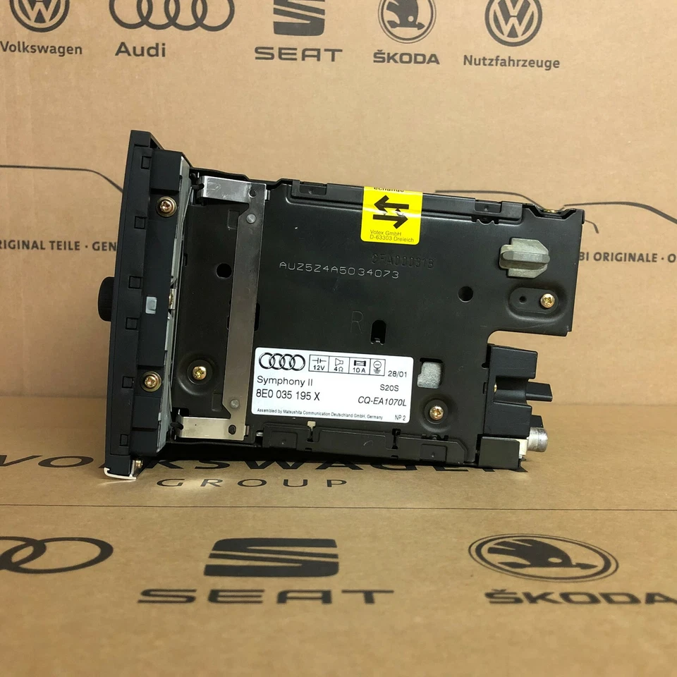 Audi Symphony II A4 8E 2001 original CD Autoradio 6 CD Wechsler NEU 8E0057195X - Bild 4 von 4