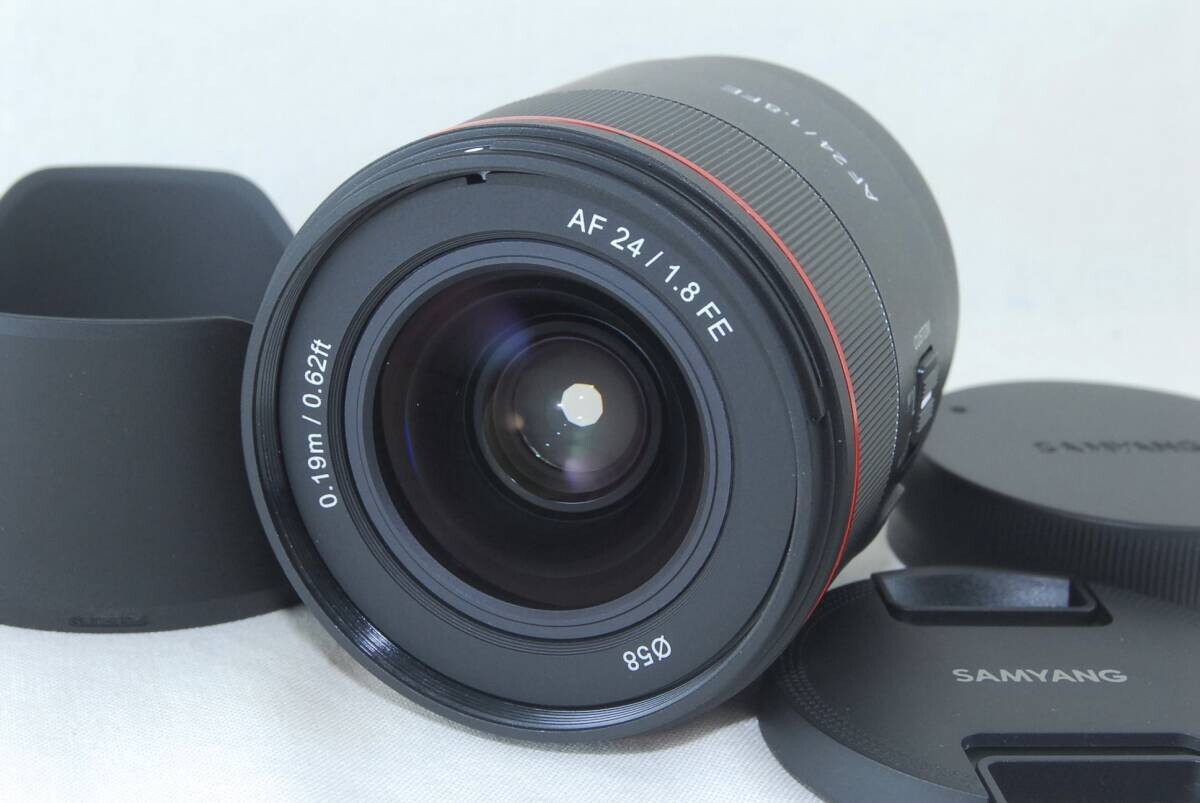 Samyang AF 24mm F1.8 FE SONY Sony E mount with original box