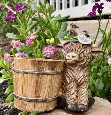 Hobby Lobby Highland Cow Figure Farmhouse Decor Spring Bucket Planter Resin