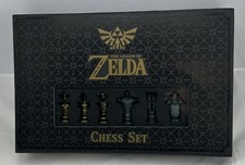The Legend of Zelda Chess Collectors Edition Game New Old Stock FREE SHIPPING
