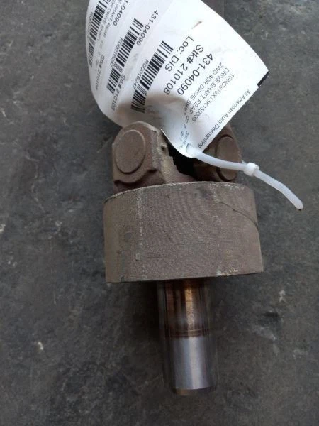 Rear Drive Shaft 2WD 4 Door 96-05 Chevrolet Blazer S10/JIMMY S15 15036991 - Image 3 of 4