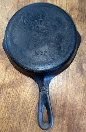 Rare #2   -0- Wagner Ware Cast Iron Skillet  1052