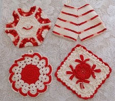 VINTAGE LOT OF 4 RED/WHITE HANDMADE CROCHETED POT HOLDERS/HOT PADS/TRIVETS