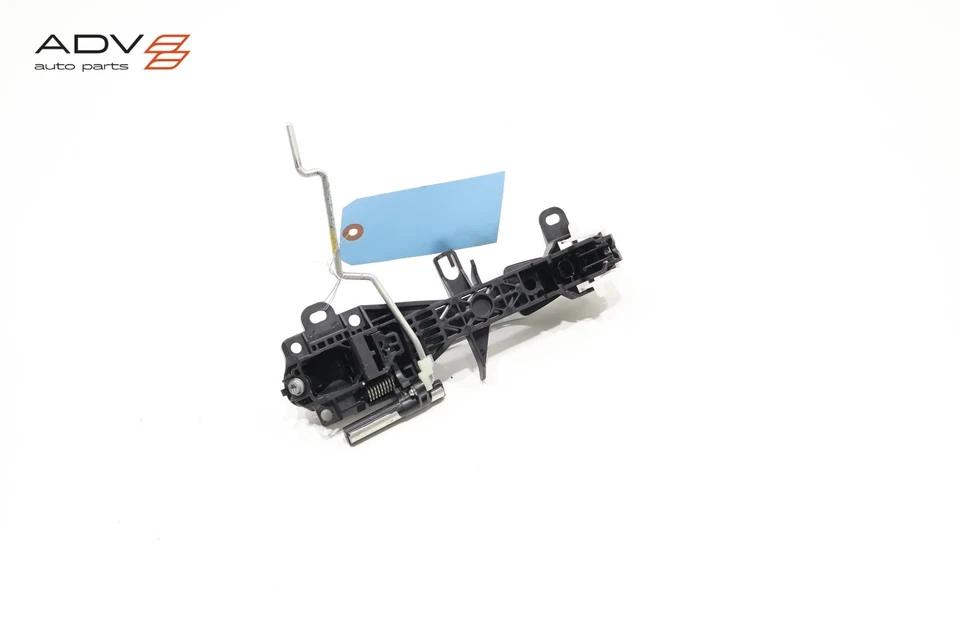 2021-2022 TOYOTA PRIUS PRIME FRONT RIGHT PASSENGER SIDE EXTERIOR DOOR HANDLE OEM - Image 4 of 4