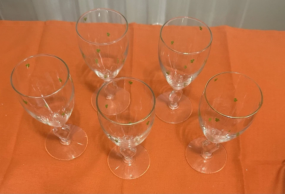 Juego de 5 tréboles de café irlandés vintage con borde dorado con tallo de vidrio Foto 3 de 4