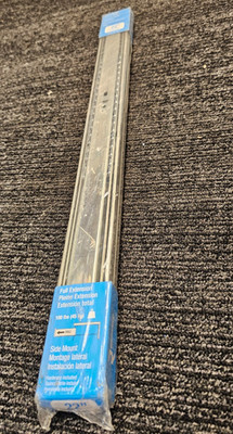(QTY 2) Richelieu TU99072G22 22 in Undermount Soft Close Drawer Slide 550mm Zinc