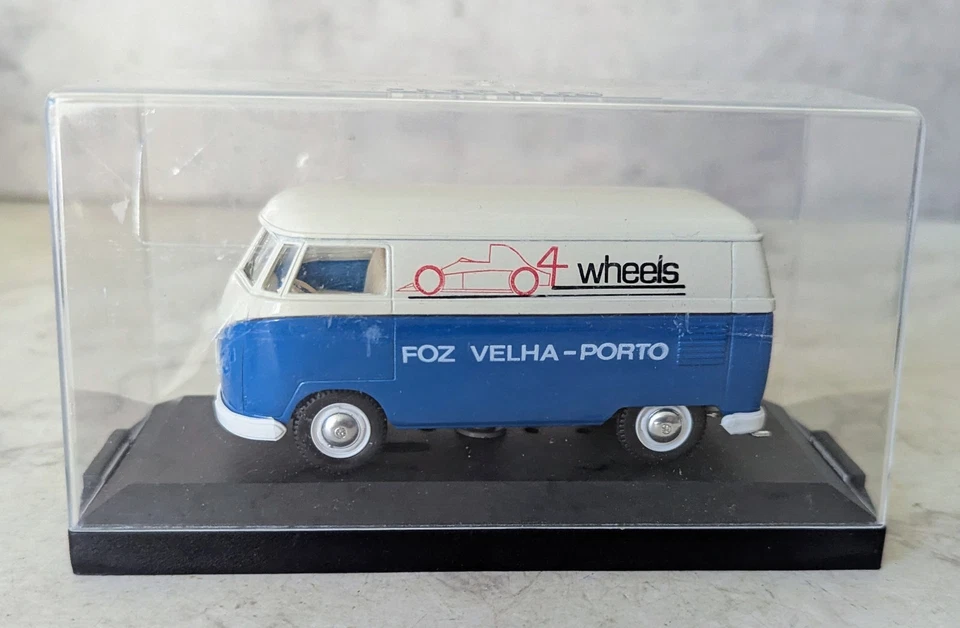 Vitesse VW Kombi 4 Wheels Foz Velha - White / Blue 1:43 Boxed  - Image 2 of 4