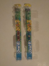 Two VTG Oral-B Nickelodeon Rugrats Cartoon Straight Toothbrushes NOS NWT 1997