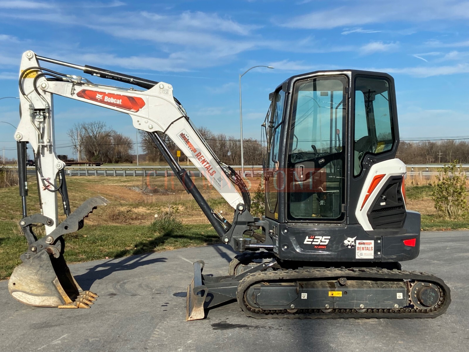 2022 BOBCAT E35 COMPACT EXCAVATOR, 512 HRS, 25 HP, 2SPD, XCHANGE, AUX